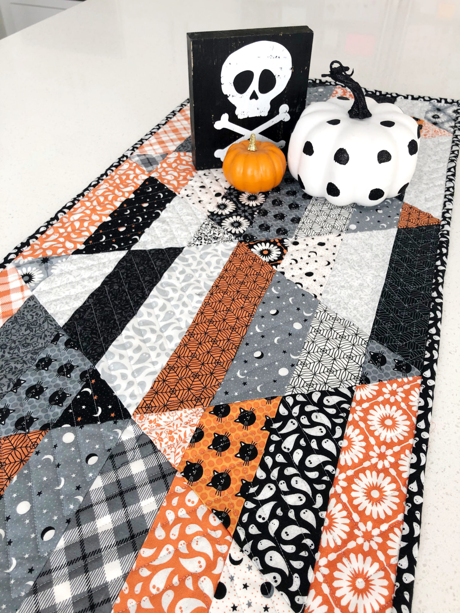 Bits of Boo – A free table runner pattern – april rosenthal designer ...